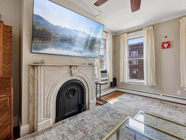 House for sale in Hudson, New Jersey