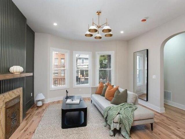 House for sale in Hudson, New Jersey