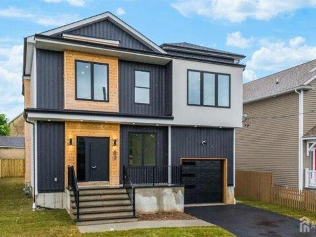 House for sale in Avenel, New Jersey