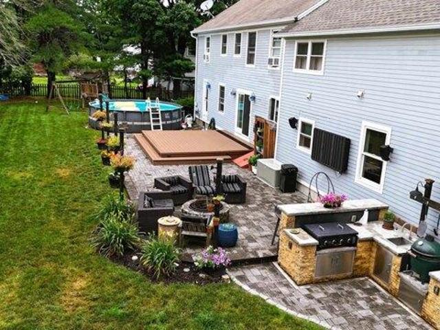 House for sale in New Hampshire