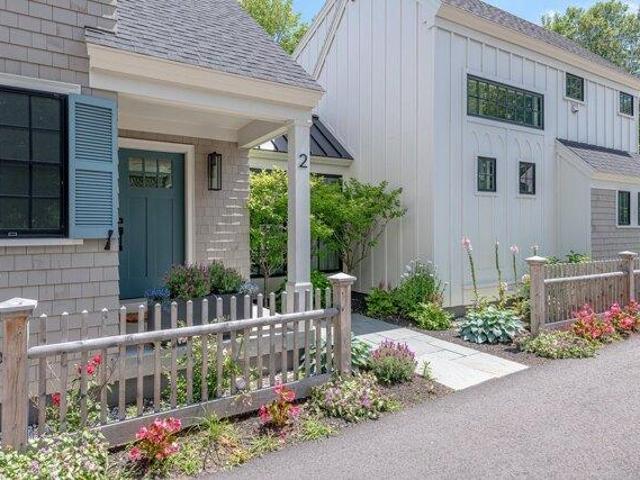 House for sale in Kennebunkport, Maine