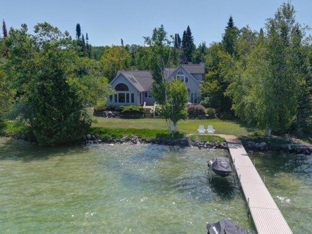 House for sale in Lake Leelanau, Michigan