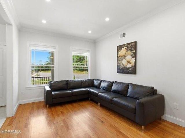 House for sale in Lakewood, New Jersey