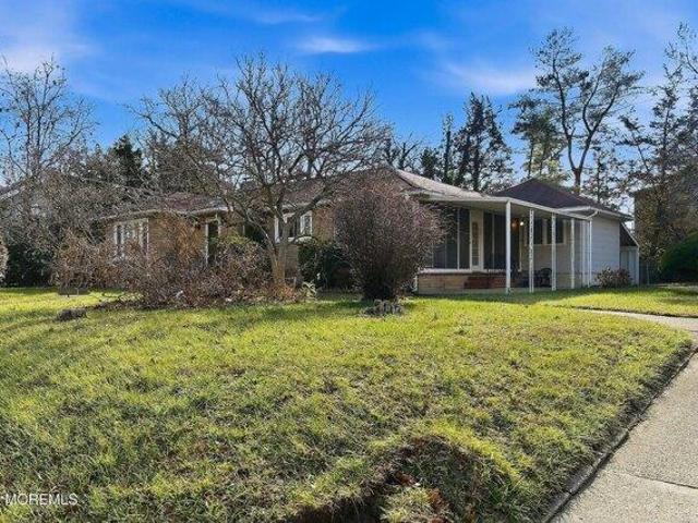 House for sale in Lakewood, New Jersey