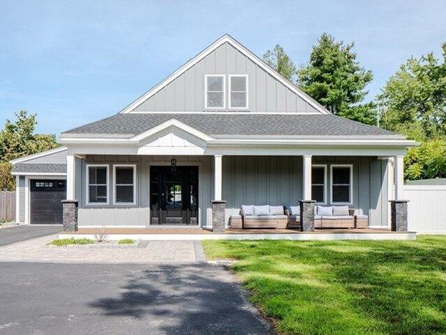 House for sale in South Lancaster, Lancaster