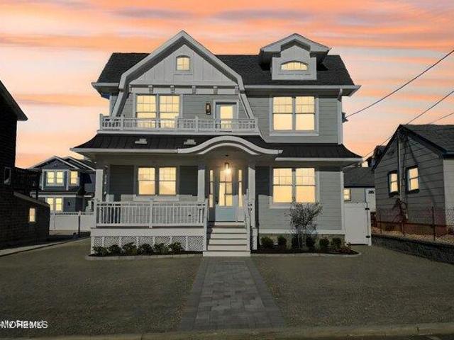 House for sale in Lavallette
