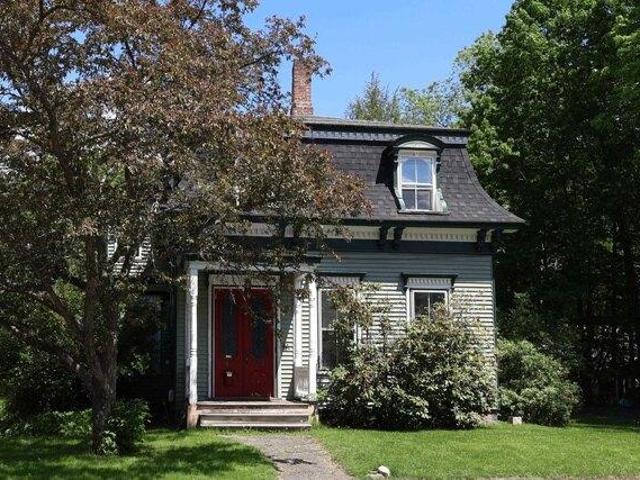 House for sale in New Hampshire
