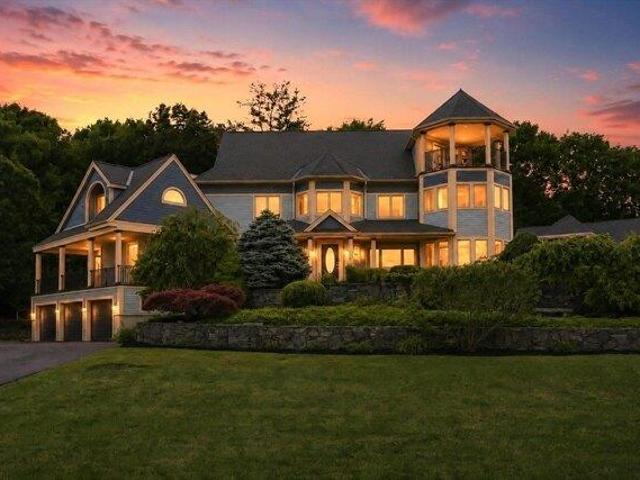 House for sale in Leominster, Massachusetts