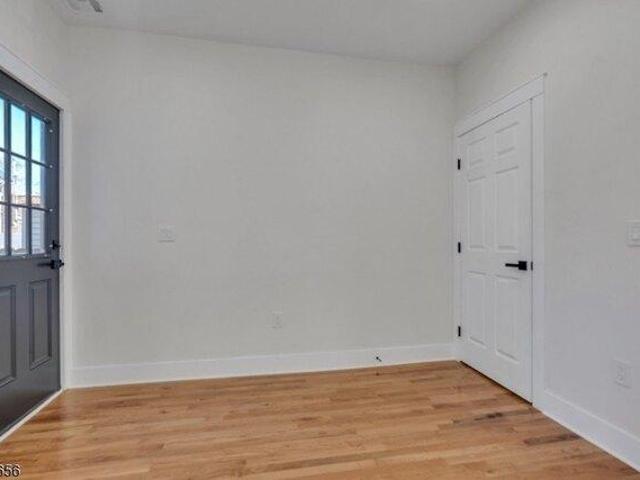 House for sale in Leonia, New Jersey