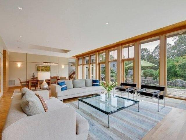 House for sale in Lincoln, Middlesex County