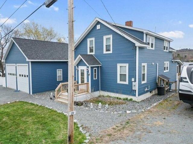 House for sale in Lincoln, Maine