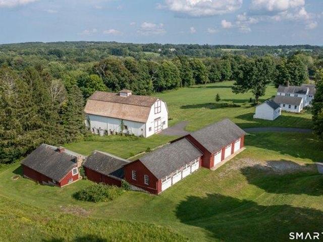House for sale in Litchfield, Northwest Hills Planning Region