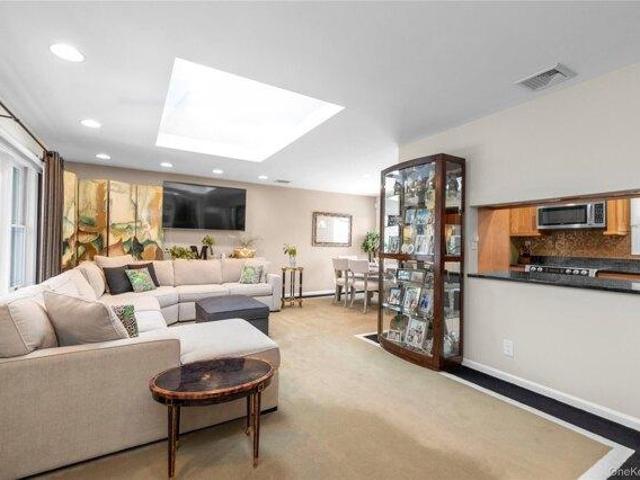 House for sale in Queens, Arverne