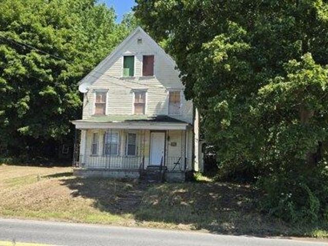 House for sale in Livermore Falls, Maine