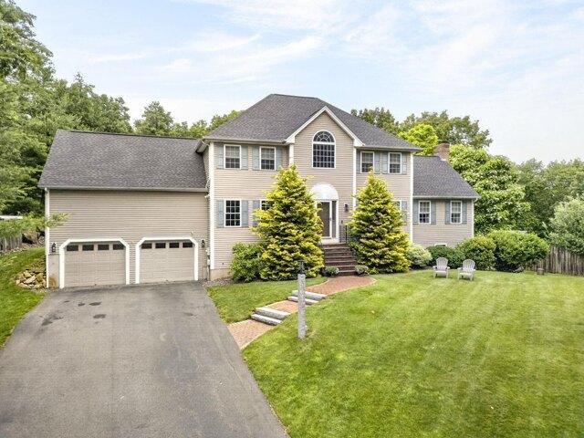 House for sale in New Hampshire