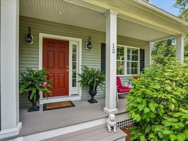 House for sale in New Hampshire