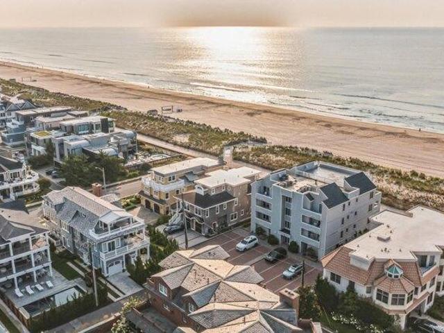 House for sale in Longport, New Jersey
