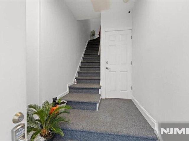 House for sale in Lyndhurst, Bergen County