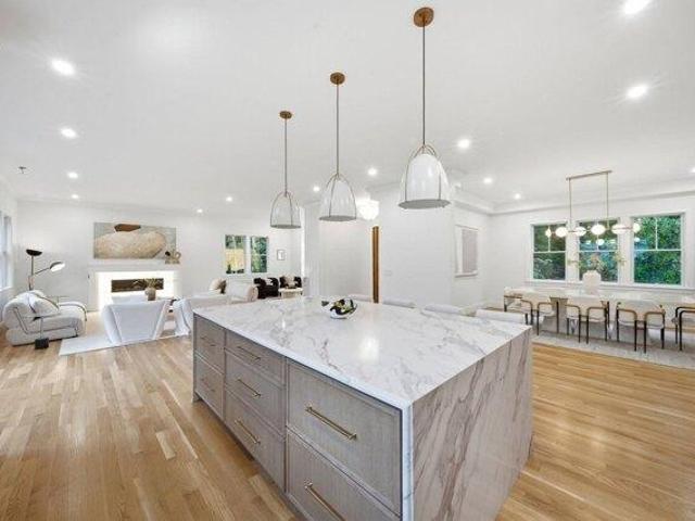 House for sale in South Lynnfield, Lynnfield