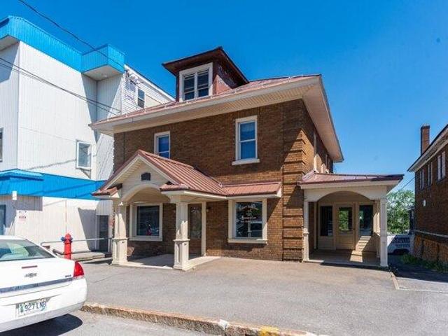 House for sale in Maine