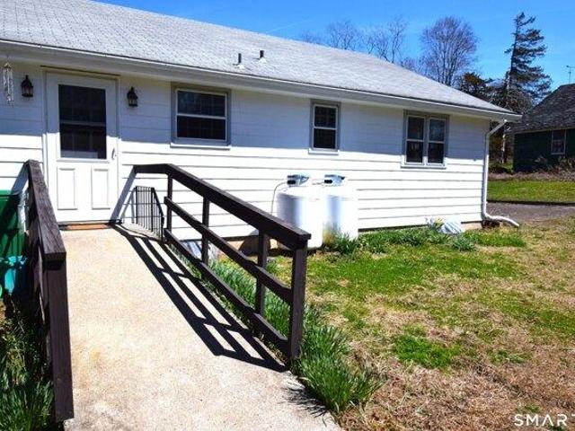 House for sale in Madison, South Central Connecticut Planning Region