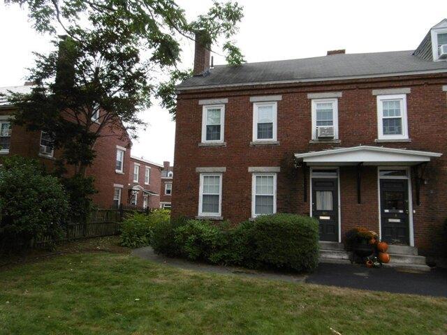 House for sale in Downtown, Manchester