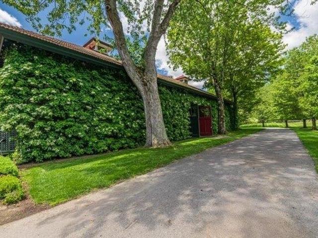 House for sale in Manchester, Bennington