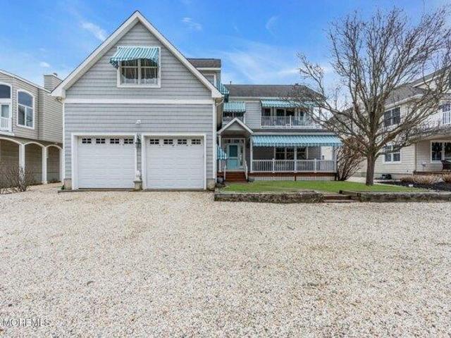 House for sale in Mantoloking, New Jersey