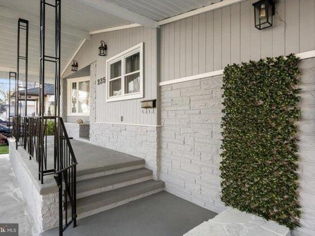 House for sale in Maple Shade, New Jersey