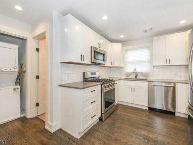 House for sale in Newark Heights, Maplewood