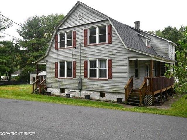 House for sale in Martins Creek, Pennsylvania
