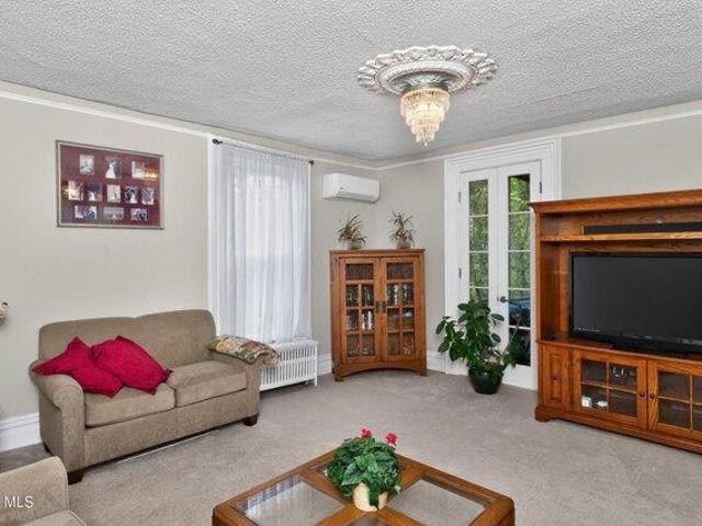House for sale in Saratoga, New York