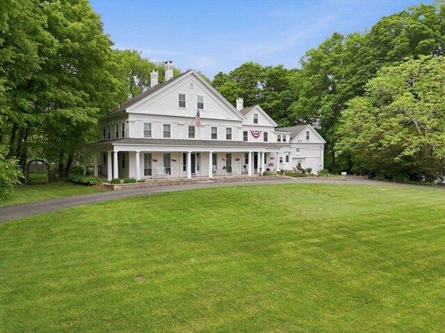House for sale in Medway, Massachusetts
