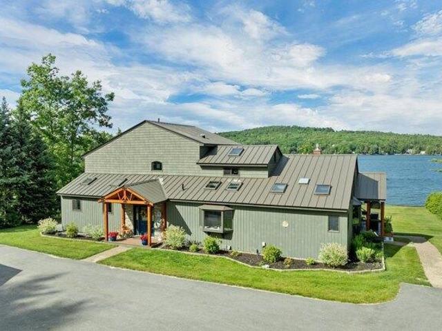 House for sale in New Hampshire