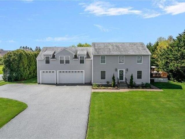 House for sale in Middletown, Rhode Island