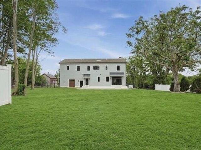 House for sale in Middletown, Rhode Island
