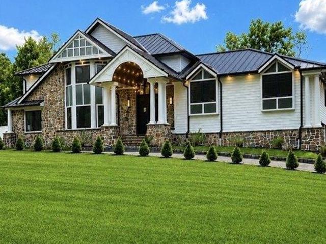 House for sale in Millburn, New Jersey
