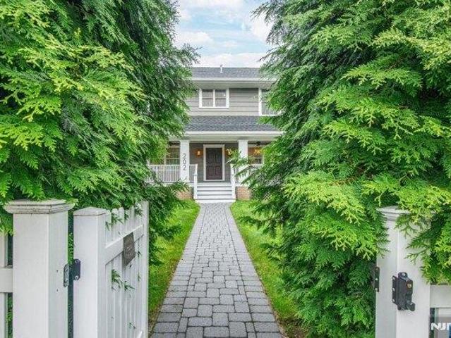 House for sale in Montclair, New Jersey