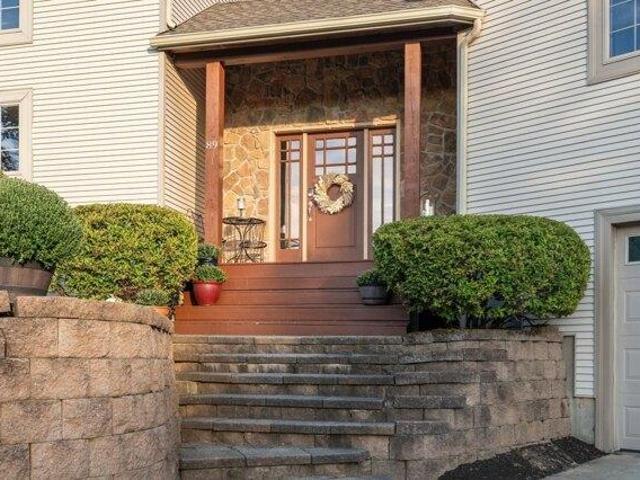 House for sale in Hampden, Massachusetts