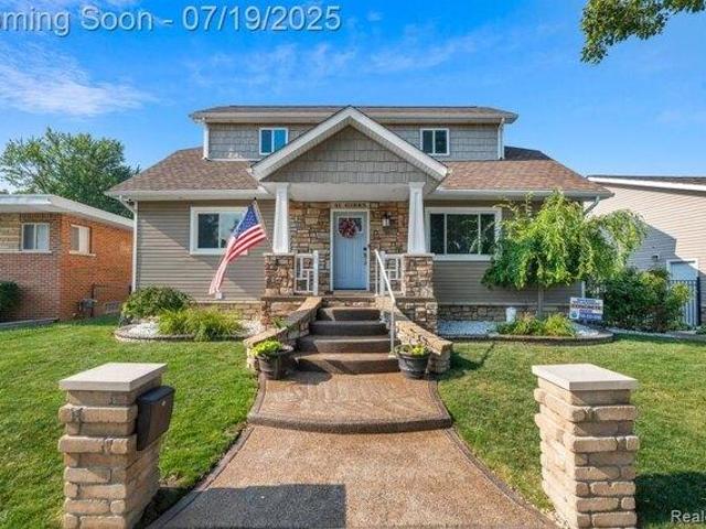 House for sale in Mount Clemens, Michigan