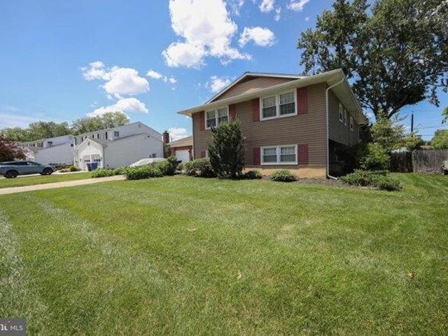 House for sale in Penn Oak Park, Mount Laurel Township