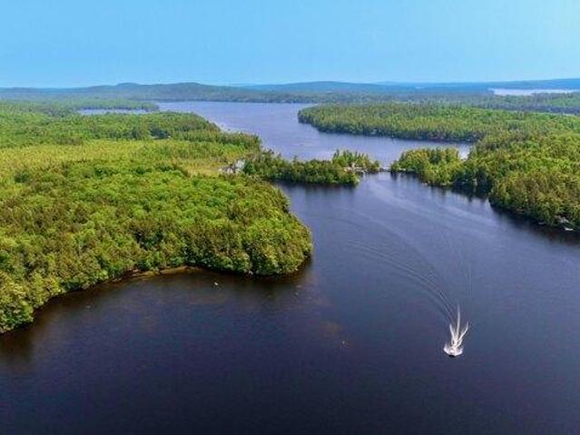 House for sale in Mount Vernon, Maine