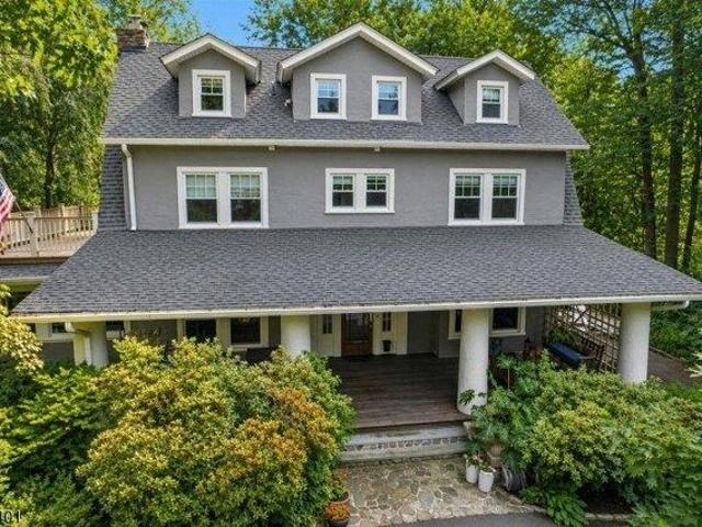 House for sale in Mountain Lakes, New Jersey