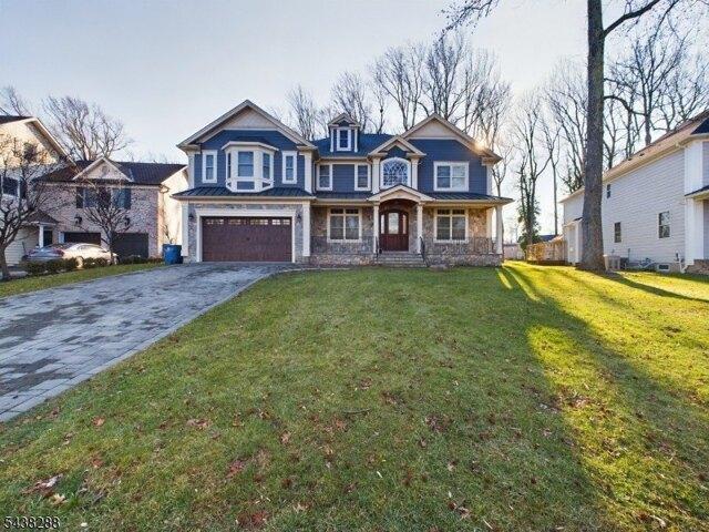 House for sale in Mountainside, New Jersey