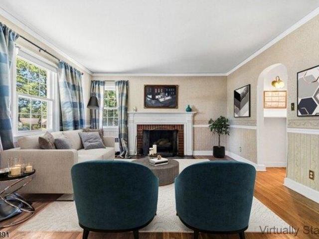 House for sale in Mountainside, New Jersey