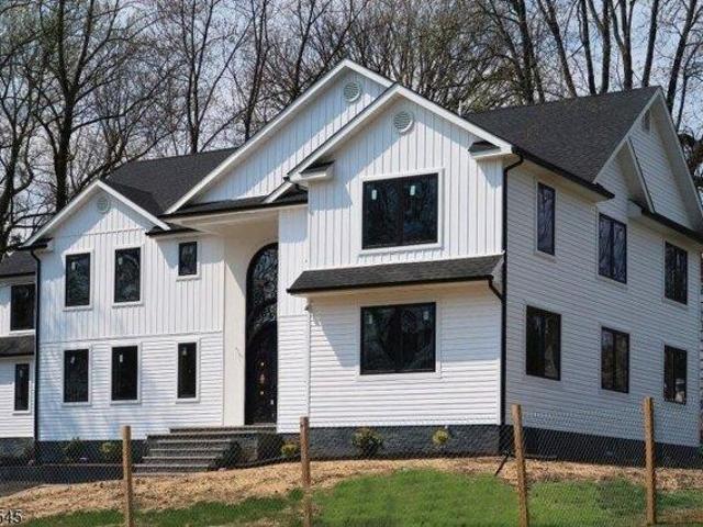House for sale in Mountainside, New Jersey
