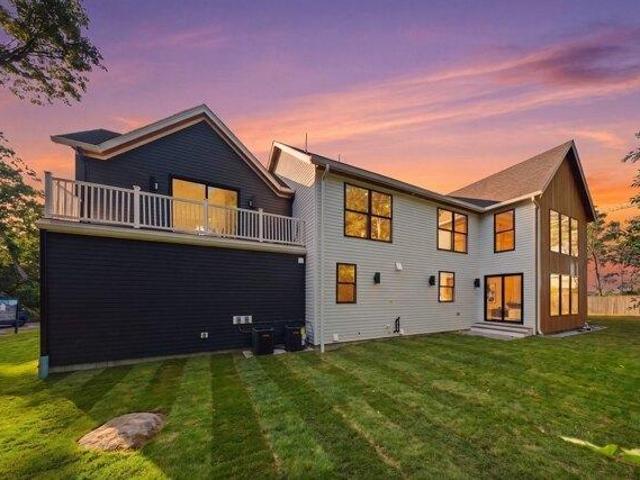 House for sale in Nahant, Essex County