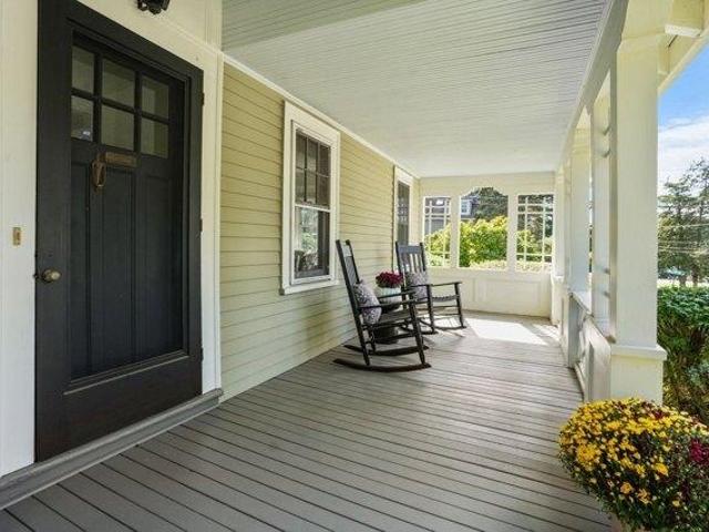 House for sale in Birds Hill, Needham