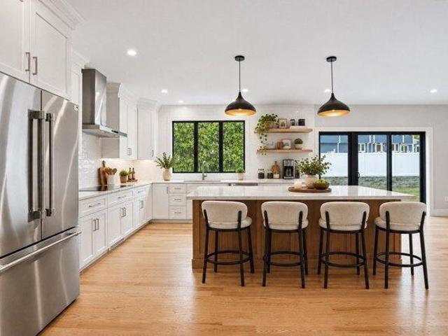 House for sale in Needham Heights, Needham