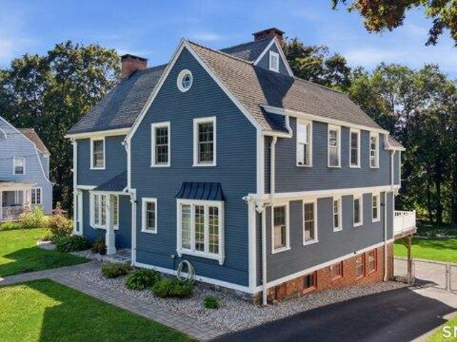 House for sale in West End Historic District, New Britain